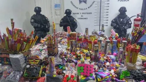 En operativo conjunto decomisan más de tonelada y media de pirotecnia en San Pedro Cholula