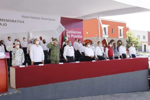 En ceremonia del 1 de mayo se reconoce el trabajo del personal de salud