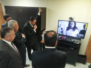 Avala juzgado que Gordillo reciba atención médica fuera de penal