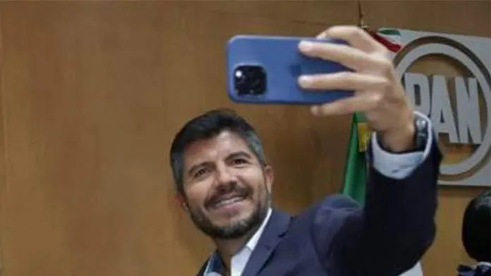 Eduardo Rivera Perez
