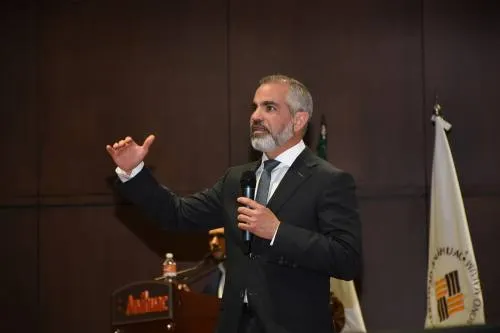 Creatividad, responsabilidad e innovación en la construcción de una marca: Camacho Wardle