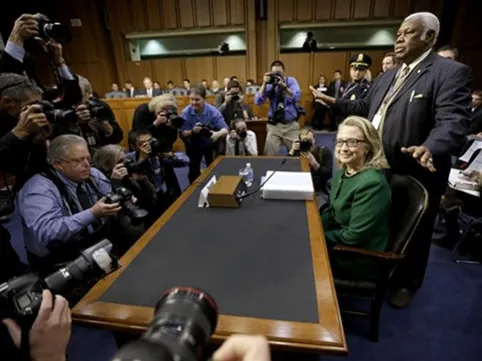 Hillary Clinton testifica en el Senado de EEUU por hechos de Bengasi