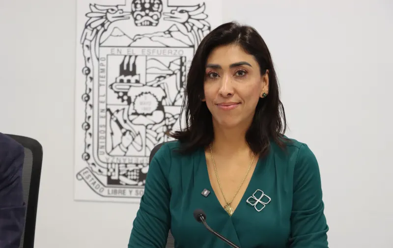 Avala Comisión del Congreso exhorto para promover un acceso seguro a servicios digitales y redes sociales
