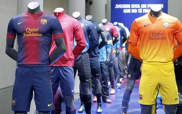 Barcelona presenta uniforme a base de botellas recicladas