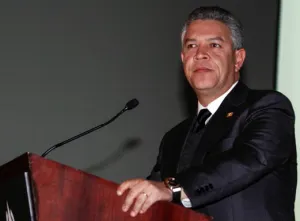Comisiones del Senado avalan calendario para leyes secundarias