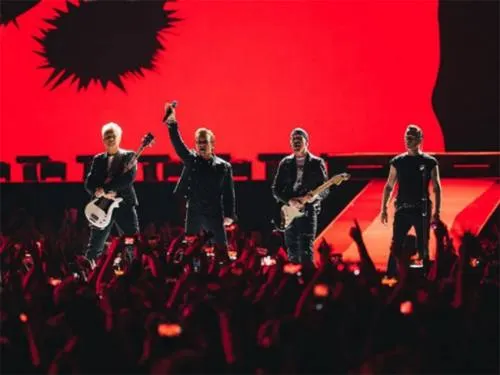 Trasciende que U2 podría grabar sus conciertos en México