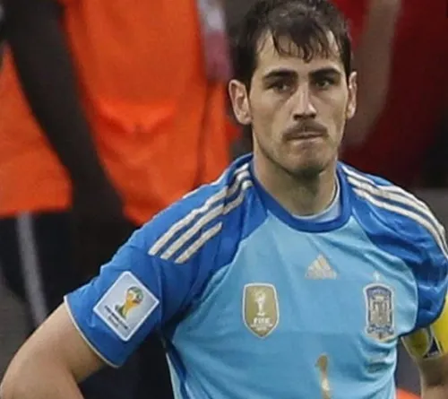 Iker Casillas es operado de urgencia tras sufrir un infarto