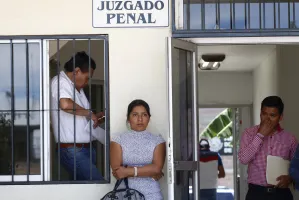 Detiene policía de San Pedro Cholula a sujeto que portaba una granada