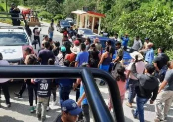 Detienen a persona en Zempoala por retener a 13 policías en protesta por decomiso de camioneta