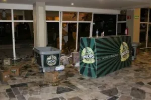Cancelación de concierto de Mago de Oz termina en trifulca