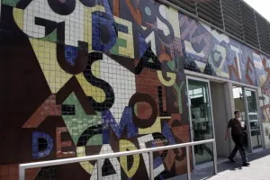 A paso lento avanza modernización del Mercado de Sabores
