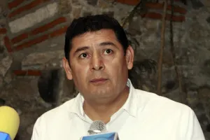 Armenta rechaza que PRI impulsara a panistas como independientes