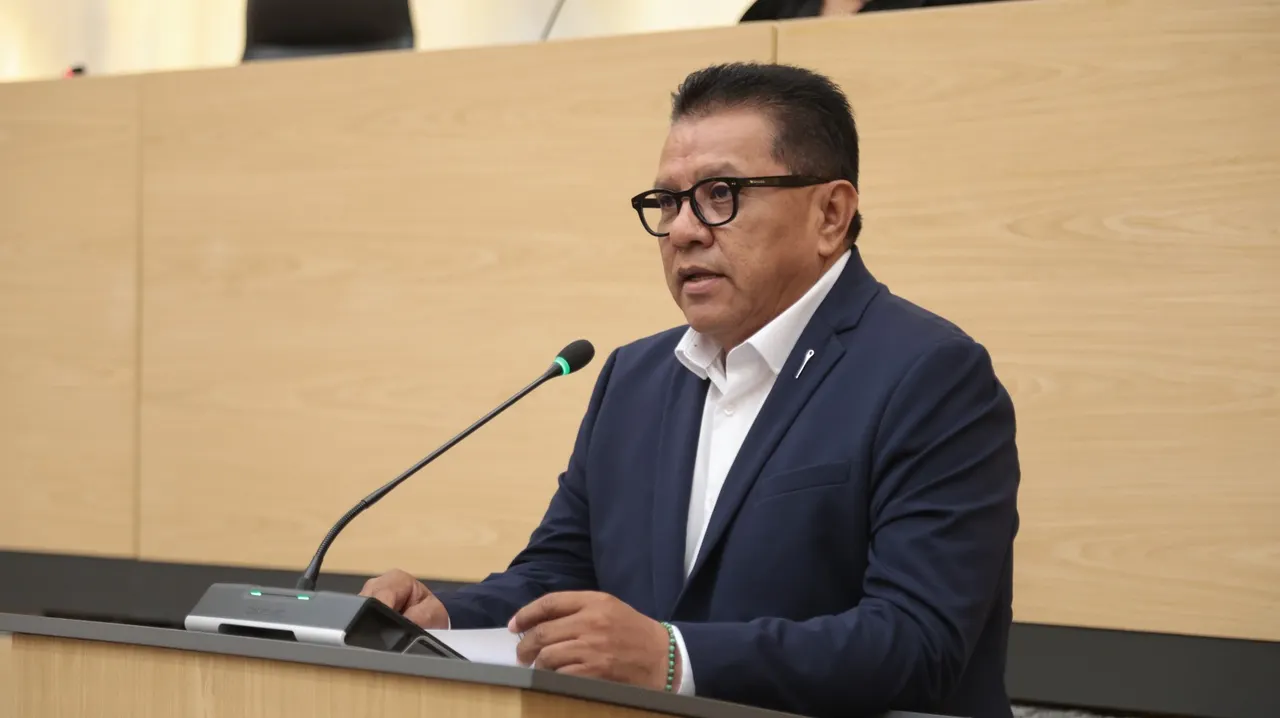 Diputado Miguel Márquez