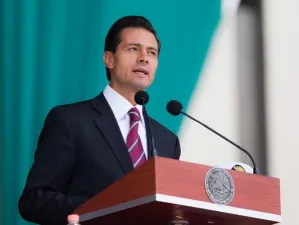 Revela Peña lista de notables constituyentes