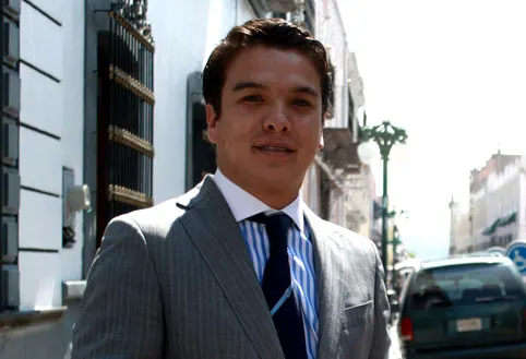 Tejido fino para registrar fórmulas al Senado y diputaciones: Islas Maldonado