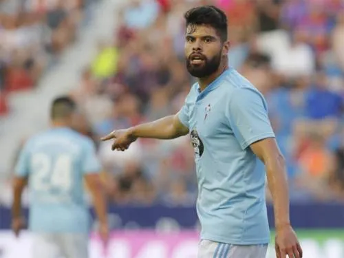 Néstor Araujo vuelve a marcar un gol