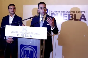 PAN no está detrás del bloqueo de plazas públicas: Lozano