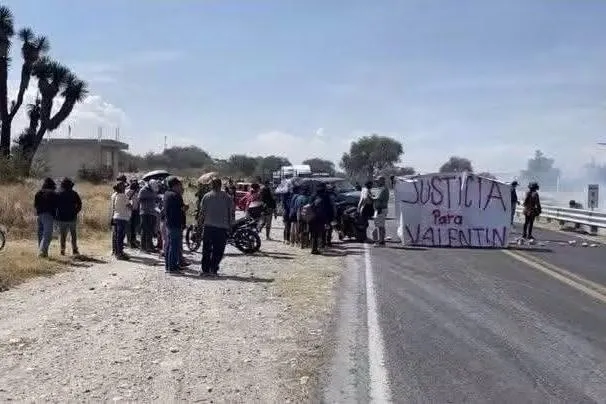 Detienen a "El Coreano" tras rociar gasolina y prenderle fuego a un herrero en Tepanco de López