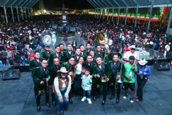 Cholula vive una noche llena de música, alegría y tradición