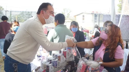 Mercadito Poblano en apoyo directo a la economía y el empleo: Lalo Rivera Santamaría  