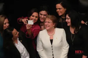 México ha dado grandes pasos en transparencia: Bachelet