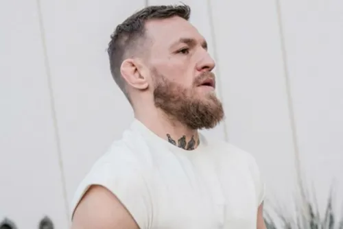 ¡Lo hace de nuevo! Conor McGregor golpea a abuelito por no aceptarle un whisky