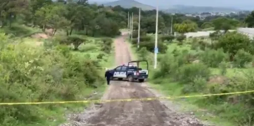 Encuentran el cuerpo de un hombre con narcomensaje