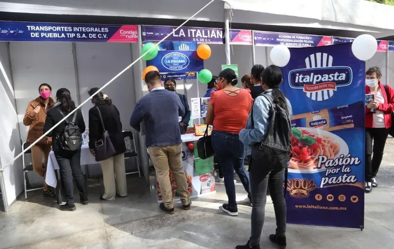 FERIA-DEL-EMPLEO-PARQUE-JUAREZ