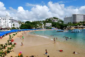 Oxxo venderá paquetes de vaciones en Acapulco