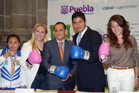 Presentan el XV Torneo de Boxeo de los Barrios 2012