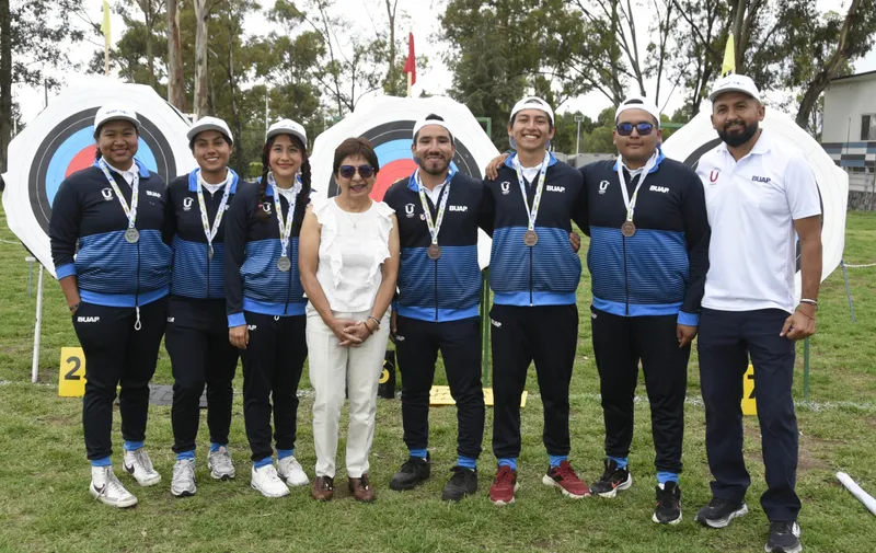 Lobos BUAP gana medallas de plata y bronce en tiro con arco