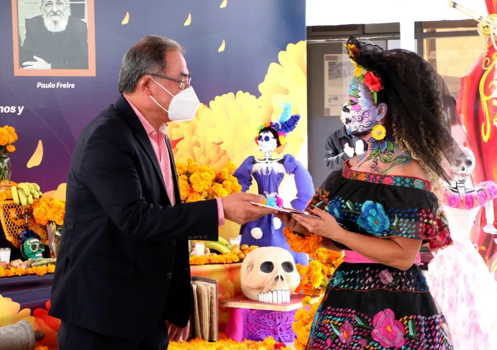 Tradiciones mexicanas fortalecen valores y aprendizaje: Lozano Pérez