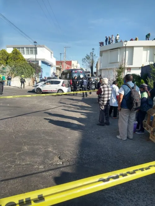 Choca patrulla municipal en La Acocota