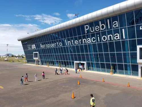 El Aeropuerto de Puebla refuerza medidas sanitarias al reactivar sus operaciones aéreas
