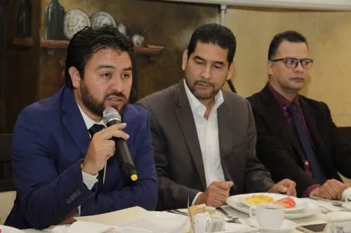 Trabajadores del INAOE amagaron con irse a huelga sino les pagan sus prestaciones de ley