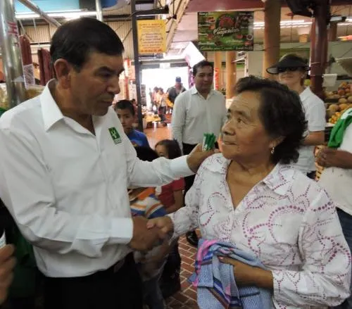 Transporte hospitalario gratuito Tehuacán-Puebla: Pedro Tepole