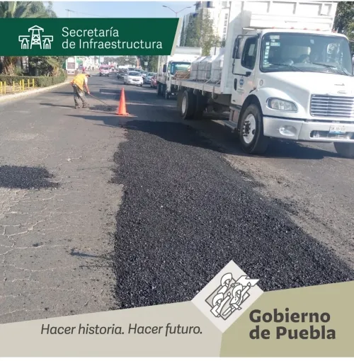 Realiza Infraestructura acciones de bacheo en vialidades estatales