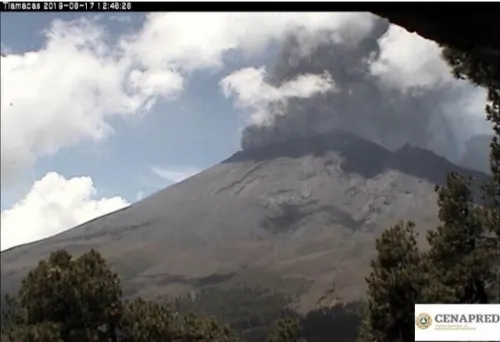 Registró el Popocatépetl segunda explosión, columna eruptiva alcanza 8 kilómetros