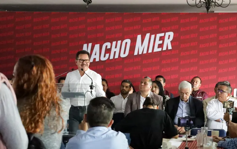 De adentro hacia Puebla