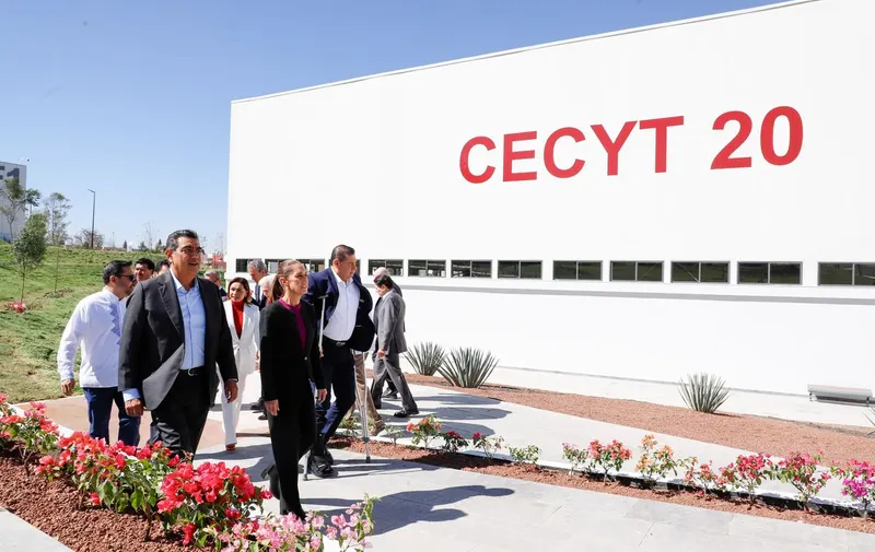 sheinbaum-cespedes-cecyt-20