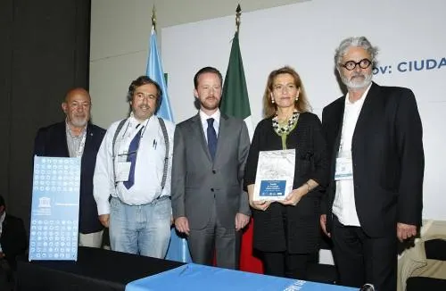 Gobierno Municipal y la UNESCO, suman al acervo cultural de la Ciudad, un extraordinario libro