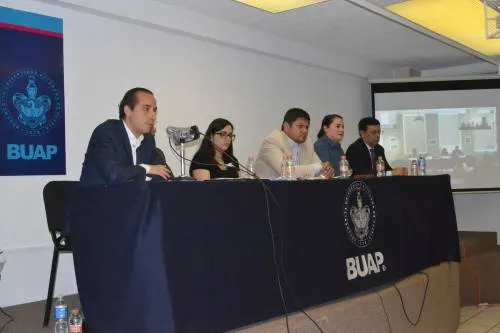 Se realiza diálogo sobre migración entre Puebla y Nueva York en la BUAP