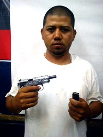 Estatales lo detuvieron con arma de fuego calibre.380