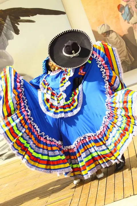 Quince agrupaciones dancísticas reunidas en el CCU BUAP