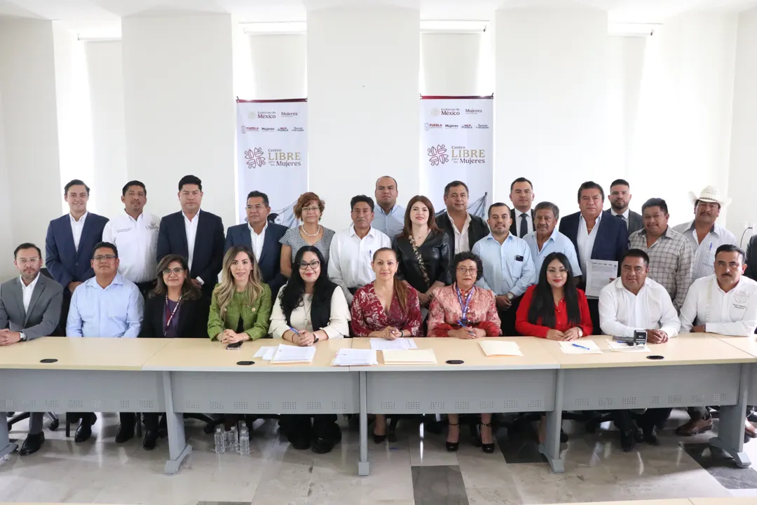 Secretaría de las Mujeres firma convenios con municipios para instalación de Centros LIBRE