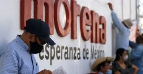 Yeidckol, Delgado y Muñoz Ledo van a la encuesta final de Morena; quedan fuera Attolini y Gibrán