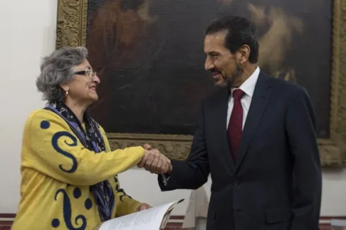 Rector Alfonso Esparza nombra a Guadalupe Grajales como titular de la Secretaría General de la BUAP