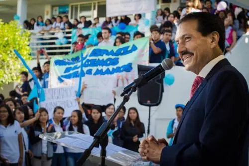BUAP dota de espacios de aprendizaje que aseguran una formación integral: Esparza
