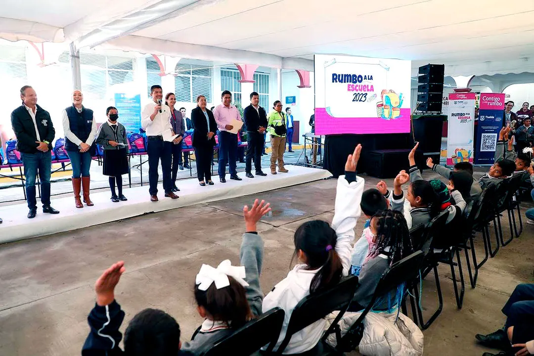 Ayuntamiento De Puebla Kits Escolares