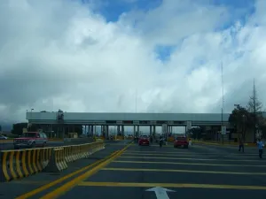 Policías de Veracruz habrían sido baleados en Esperanza